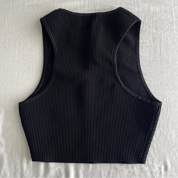 Babaton Sculpt Knit Racer Cropped Tank - Picture 3 of 5